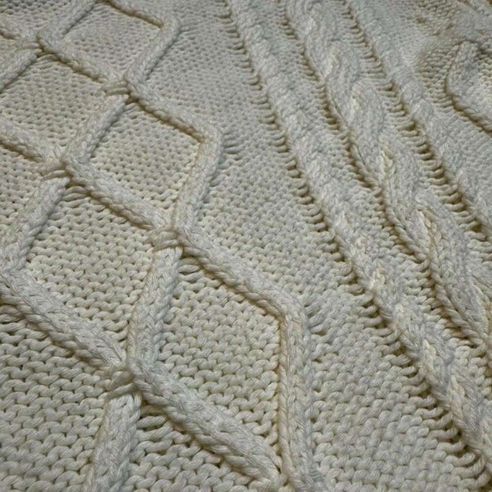 Vintage style coquette chunky cable knit white show me your mumu sweater size XS - Picture 2 of 4